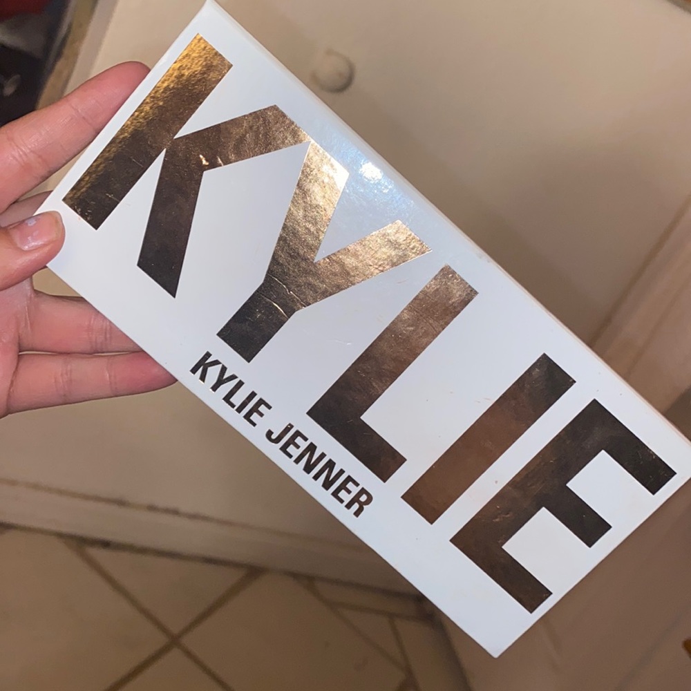Kylie Jenner Eyeshadow Palette